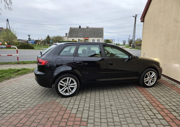 Audi A3 cena 25900 przebieg: 264000, rok produkcji 2010 z Gniezno małe 191